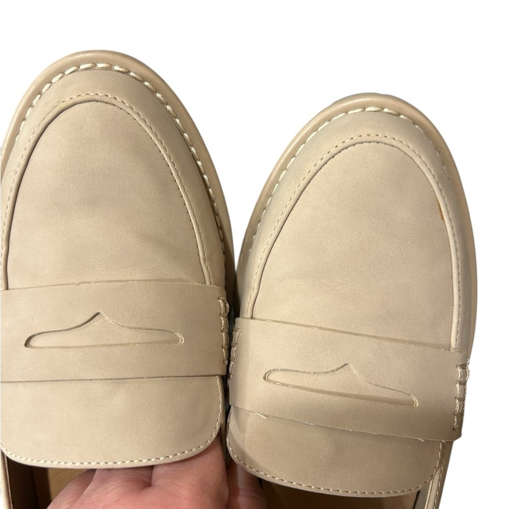 DV Dolce Vita Carly Cream Slip-On Loafers - Picture 4 of 7